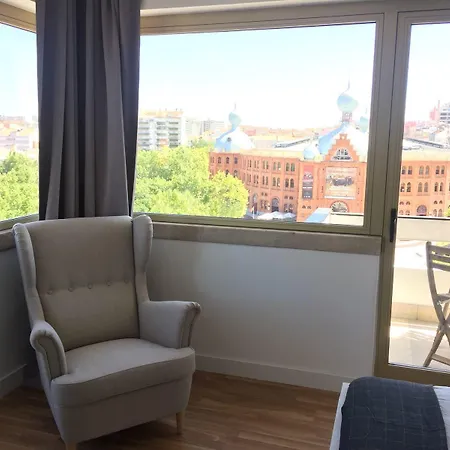 Affittacamere Republica 83 - Campo Pequeno Lisbona