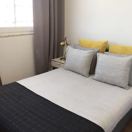 Republica 83 - Campo Pequeno 3* Lisbona