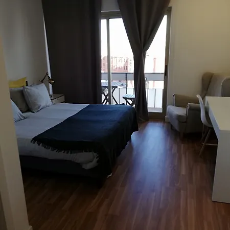 Affittacamere Republica 83 - Campo Pequeno Lisbona