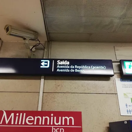 Republica 83 - Campo Pequeno Affittacamere Lisbona