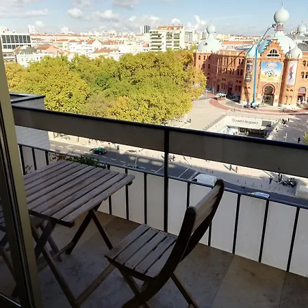 Republica 83 - Campo Pequeno 3* Lisbona