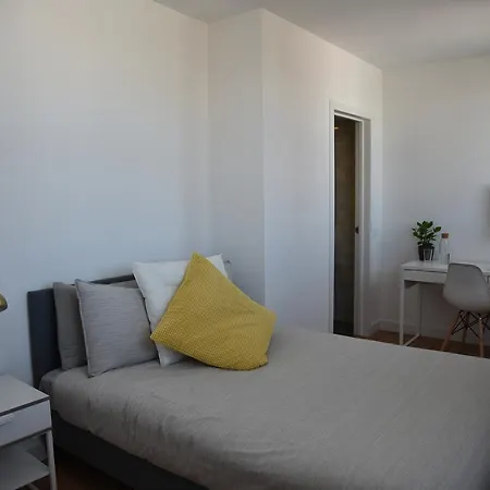 Republica 83 - Campo Pequeno 3* Lisbona