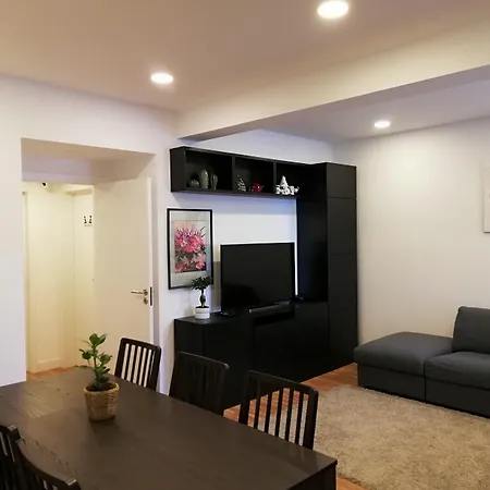 Gasthof Republica 83 - Campo Pequeno Lissabon