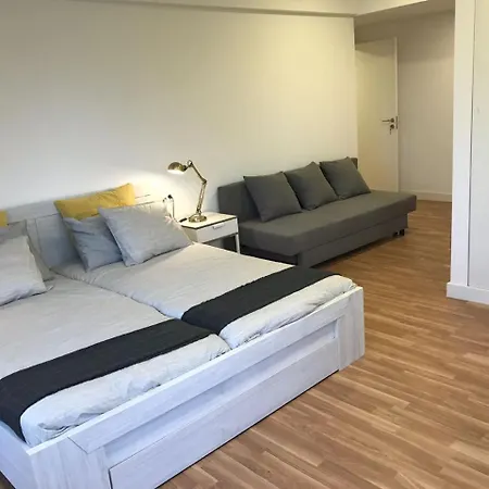 Republica 83 - Campo Pequeno Gasthof