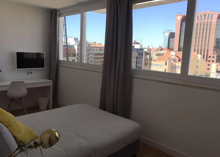 Republica 83 - Campo Pequeno 3* Lisboa