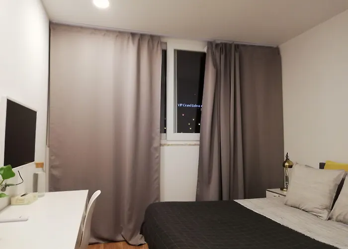 招待所 Republica 83 - Campo Pequeno Lisboa