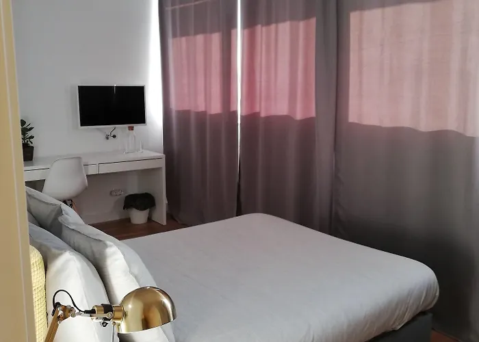 招待所 Republica 83 - Campo Pequeno 3*