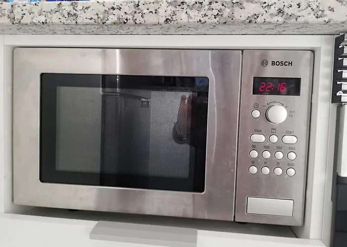 Republica 83 - Campo Pequeno 招待所