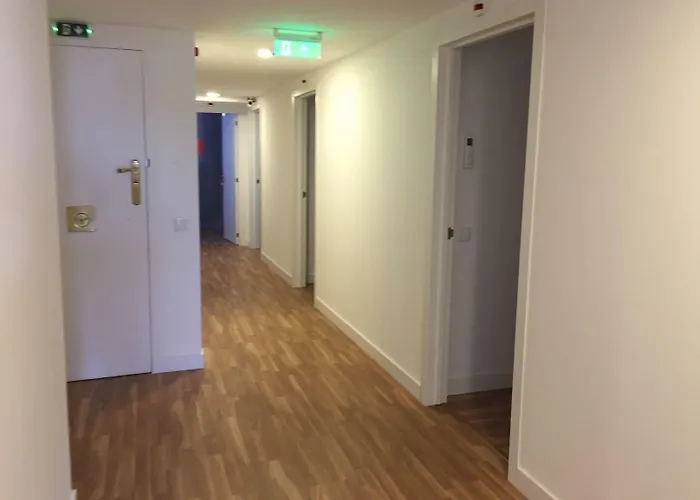 Republica 83 - Campo Pequeno Lisboa