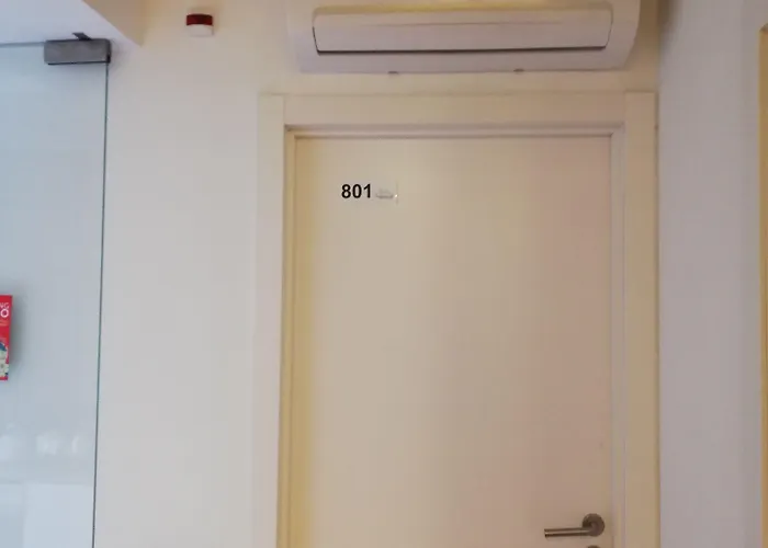 招待所 Republica 83 - Campo Pequeno Lisboa