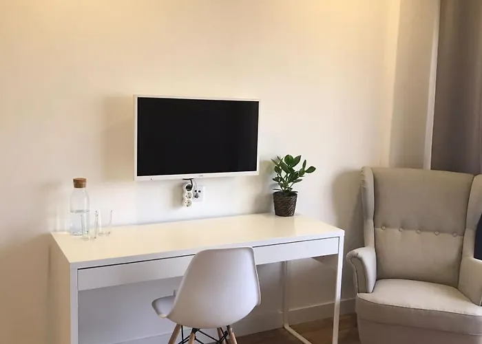 Republica 83 - Campo Pequeno 招待所 Lisboa