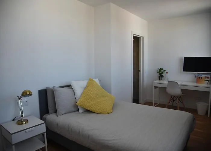 Republica 83 - Campo Pequeno 3* Lisboa