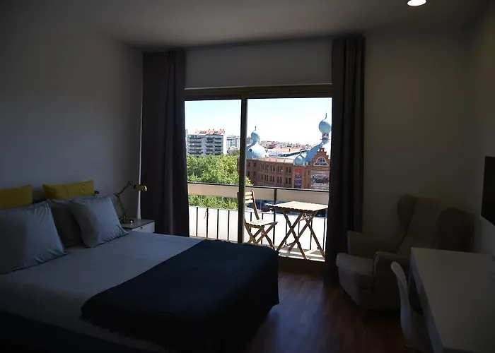 Republica 83 - Campo Pequeno Lisboa