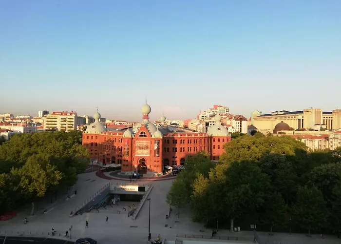 Republica 83 - Campo Pequeno Lisboa